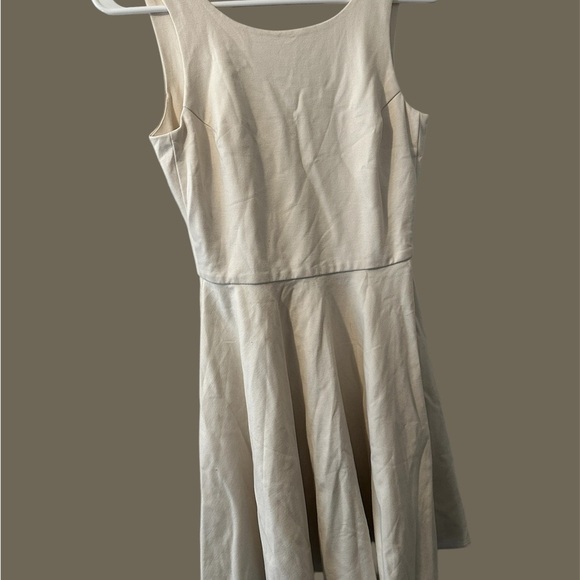 Elegant Cream Sleeveless Dress Amanda uprichard - Picture 1 of 4